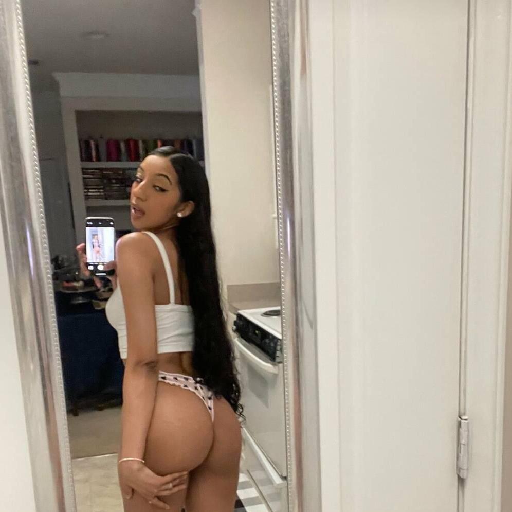 
                        Kiara
                     is Female Escorts. | Edmonton | Alberta | Canada | canadapleasure.com 