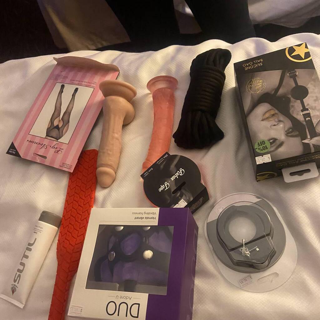 
                        Erika
                     is Female Escorts. | Red Deer | Alberta | Canada | canadapleasure.com 