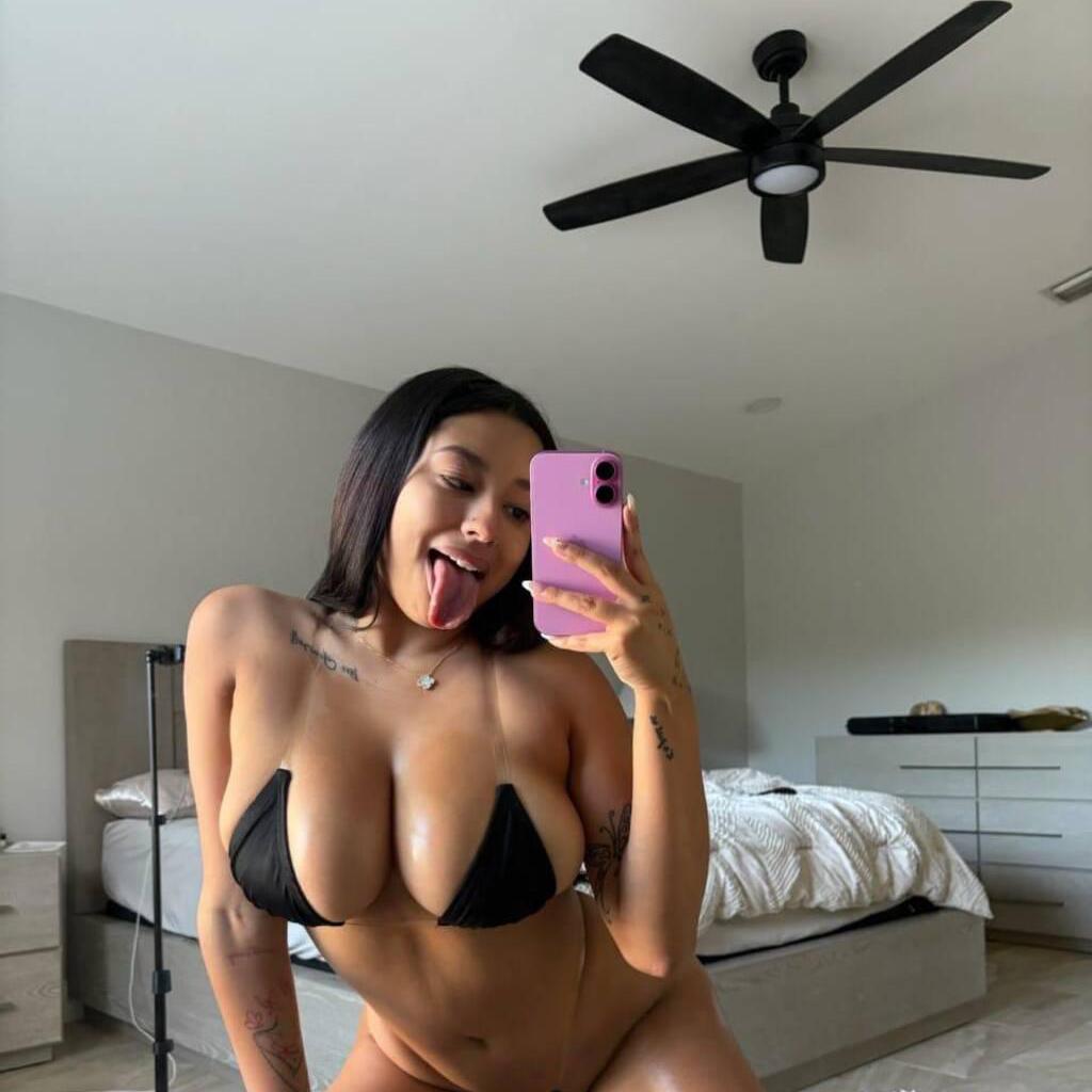 
                        Daisy
                     is Female Escorts. | Barrie | Ontario | Canada | canadapleasure.com 