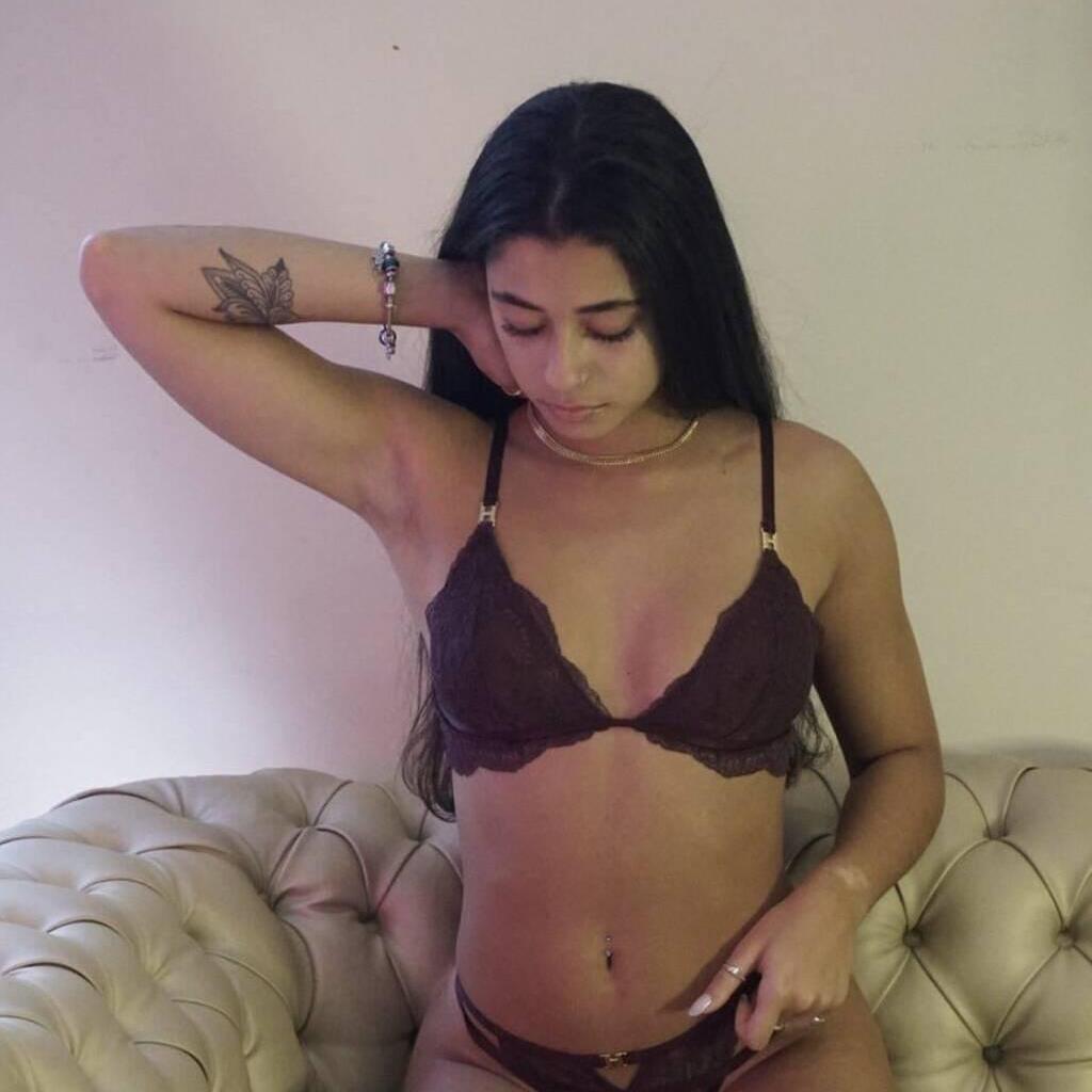 
                        Jasmine
                     is Female Escorts. | Sherbrooke | Quebec | Canada | canadapleasure.com 