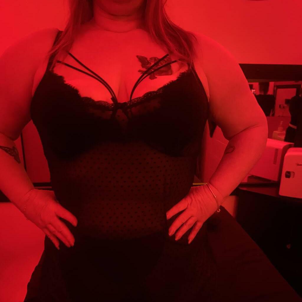 
                        Mandi
                     is Female Escorts. | Lethbridge | Alberta | Canada | canadapleasure.com 