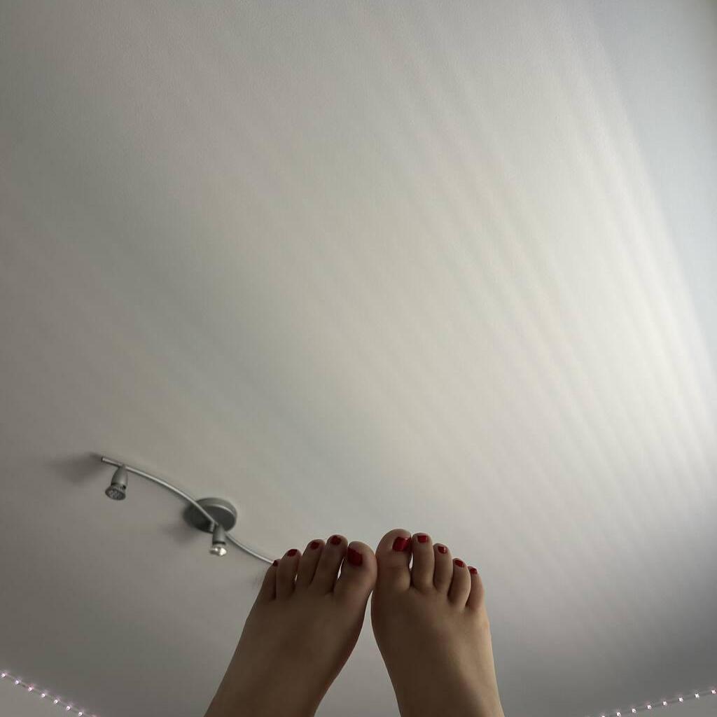 
                        Roxanne
                     is Female Escorts. | Toronto | Ontario | Canada | canadapleasure.com 