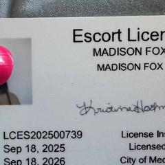 
                        Madison fox
                     is Female Escorts. | Medicine Hat | Alberta | Canada | canadapleasure.com 