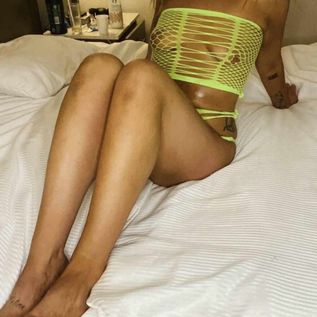 
                        Lily
                     is Female Escorts. | Sudbury | Ontario | Canada | canadapleasure.com 