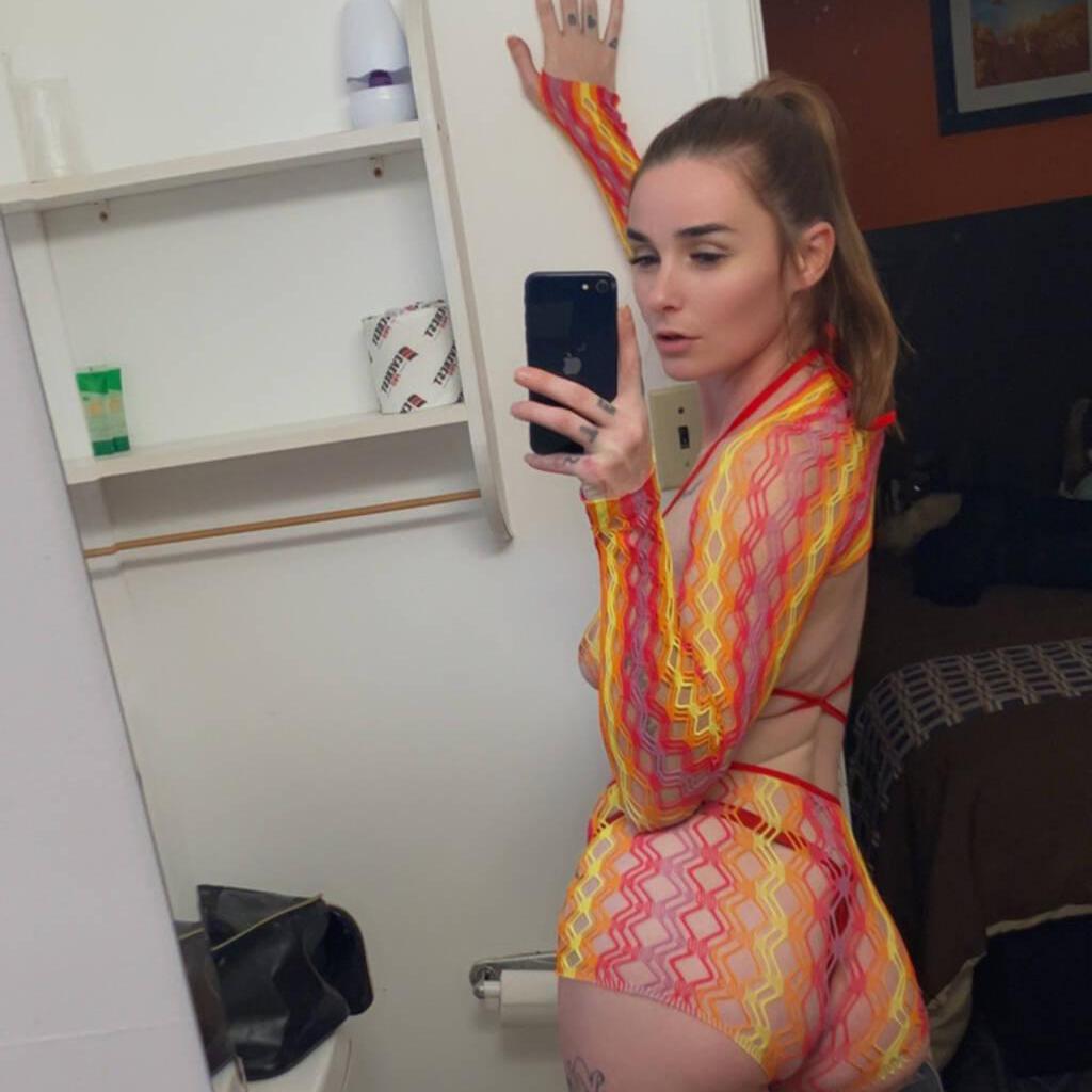 
                        Tiff
                     is Female Escorts. | Kingston | Ontario | Canada | canadapleasure.com 