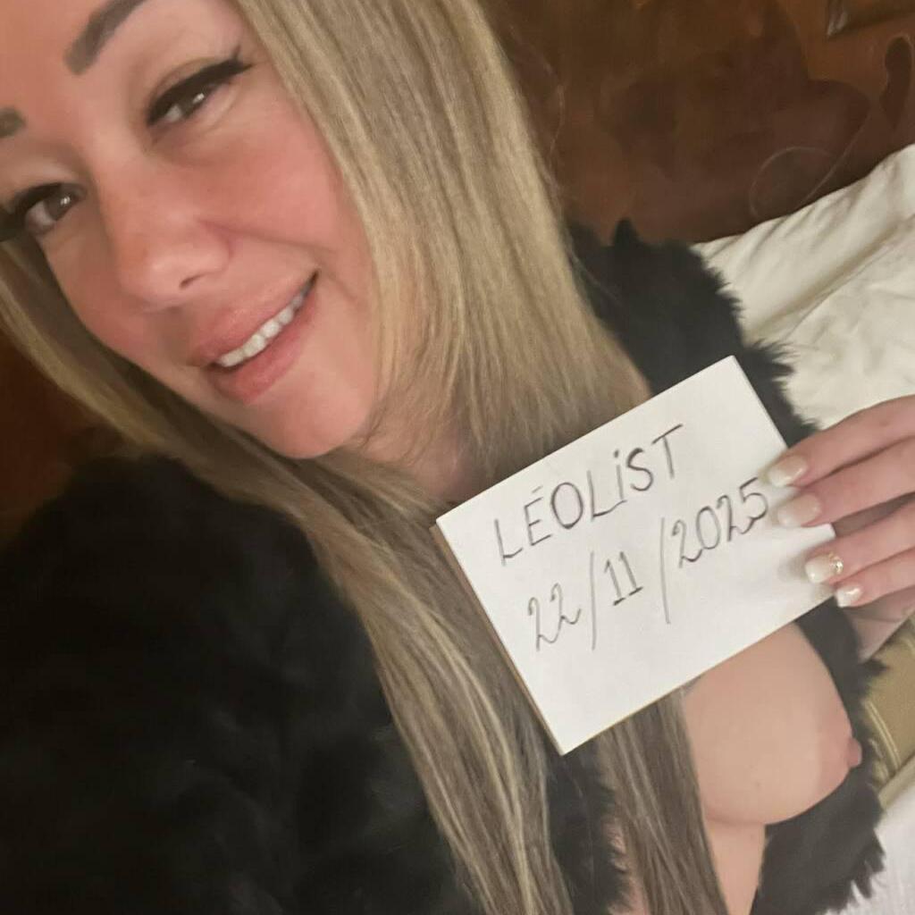 
                        Mercedes
                     is Female Escorts. | Sherbrooke | Quebec | Canada | canadapleasure.com 