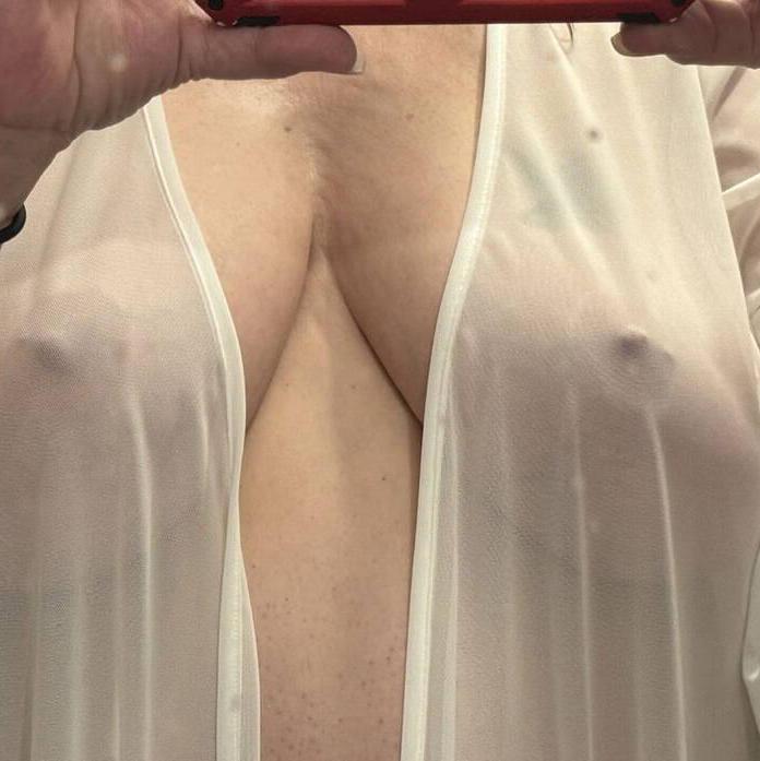 
                        Izzy
                     is Female Escorts. | Trois Rivieres | Quebec | Canada | canadapleasure.com 