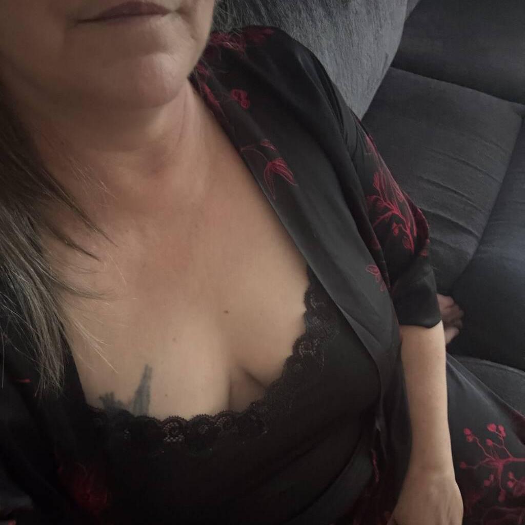 
                        Izzy
                     is Female Escorts. | Trois Rivieres | Quebec | Canada | canadapleasure.com 