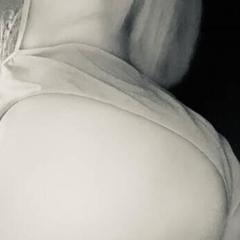 
                        Octavia
                     is Female Escorts. | Barrie | Ontario | Canada | canadapleasure.com 