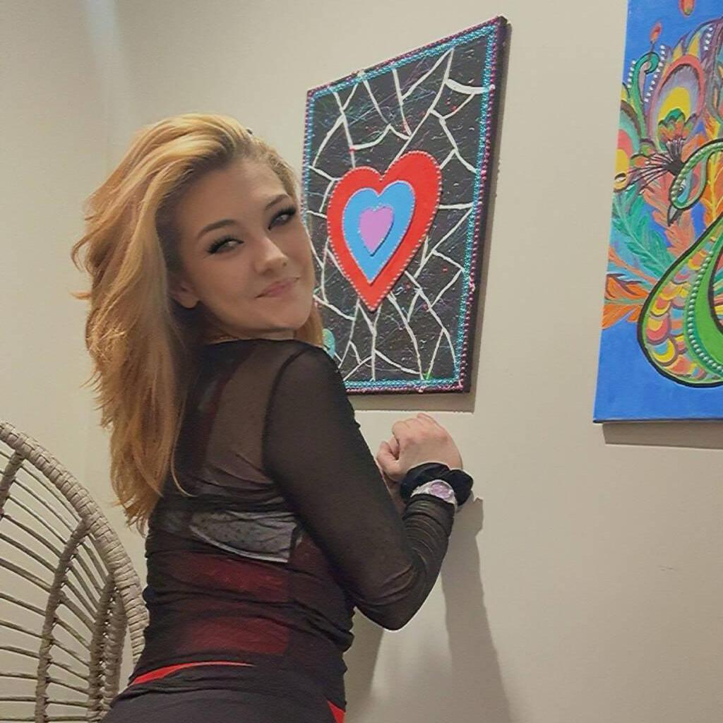 
                        Octavia
                     is Female Escorts. | Barrie | Ontario | Canada | canadapleasure.com 