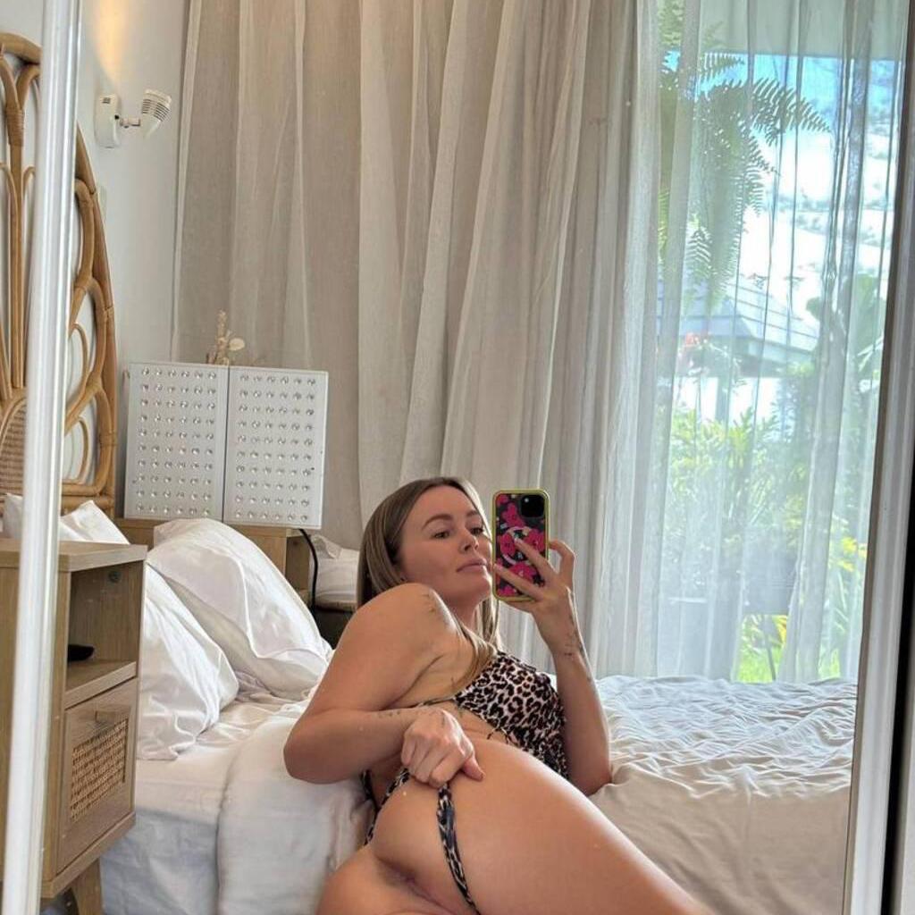 
                        brenda
                     is Female Escorts. | Yukon | Yukon | Canada | canadapleasure.com 