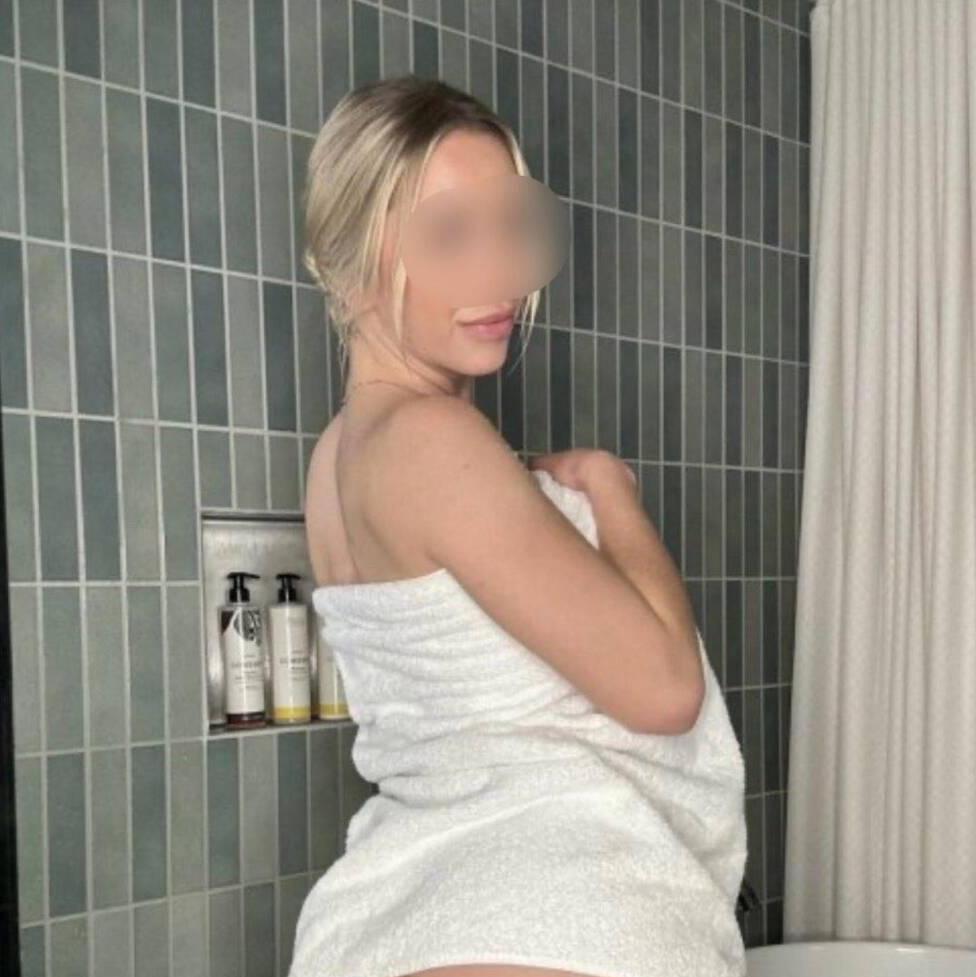 
                        Sabrina
                     is Female Escorts. | windsor | Ontario | Canada | canadapleasure.com 