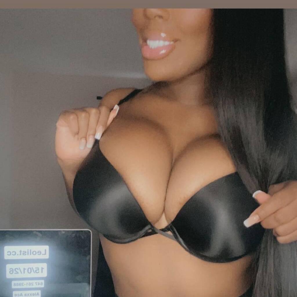 
                        THORNHILL - Alexxa
                     is Female Escorts. | Toronto | Ontario | Canada | canadapleasure.com 