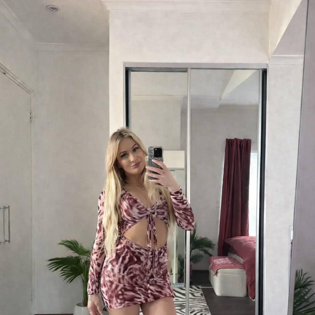 
                        Jenn
                     is Female Escorts. | Barrie | Ontario | Canada | canadapleasure.com 