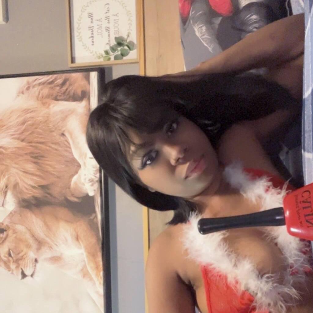 
                        Karlhye
                     is Female Escorts. | Quebec City | Quebec | Canada | canadapleasure.com 