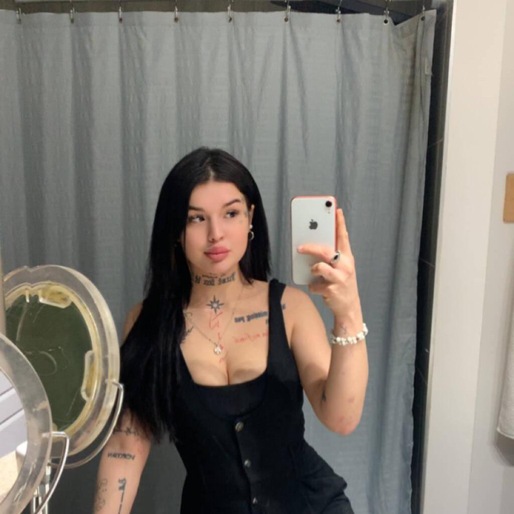 
                        Kim Jones
                     is Female Escorts. | Sherbrooke | Quebec | Canada | canadapleasure.com 