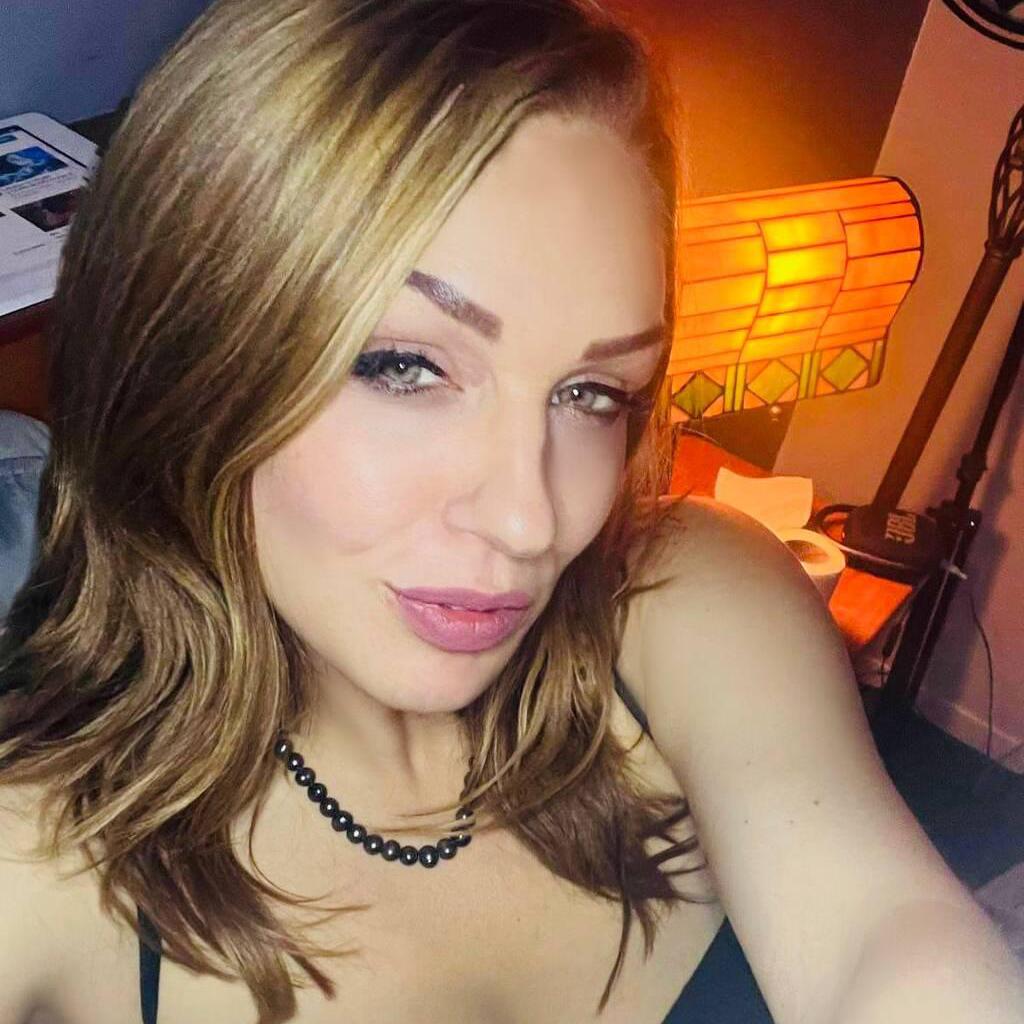 
                        Saffron Falls
                     is Female Escorts. | Skeena | British Columbia | Canada | canadapleasure.com 