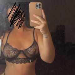 
                        Hollyann
                     is Female Escorts. | windsor | Ontario | Canada | canadapleasure.com 