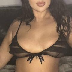 
                        Hollyann
                     is Female Escorts. | windsor | Ontario | Canada | canadapleasure.com 