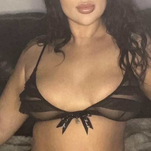 
                        Hollyann
                     is Female Escorts. | windsor | Ontario | Canada | canadapleasure.com 