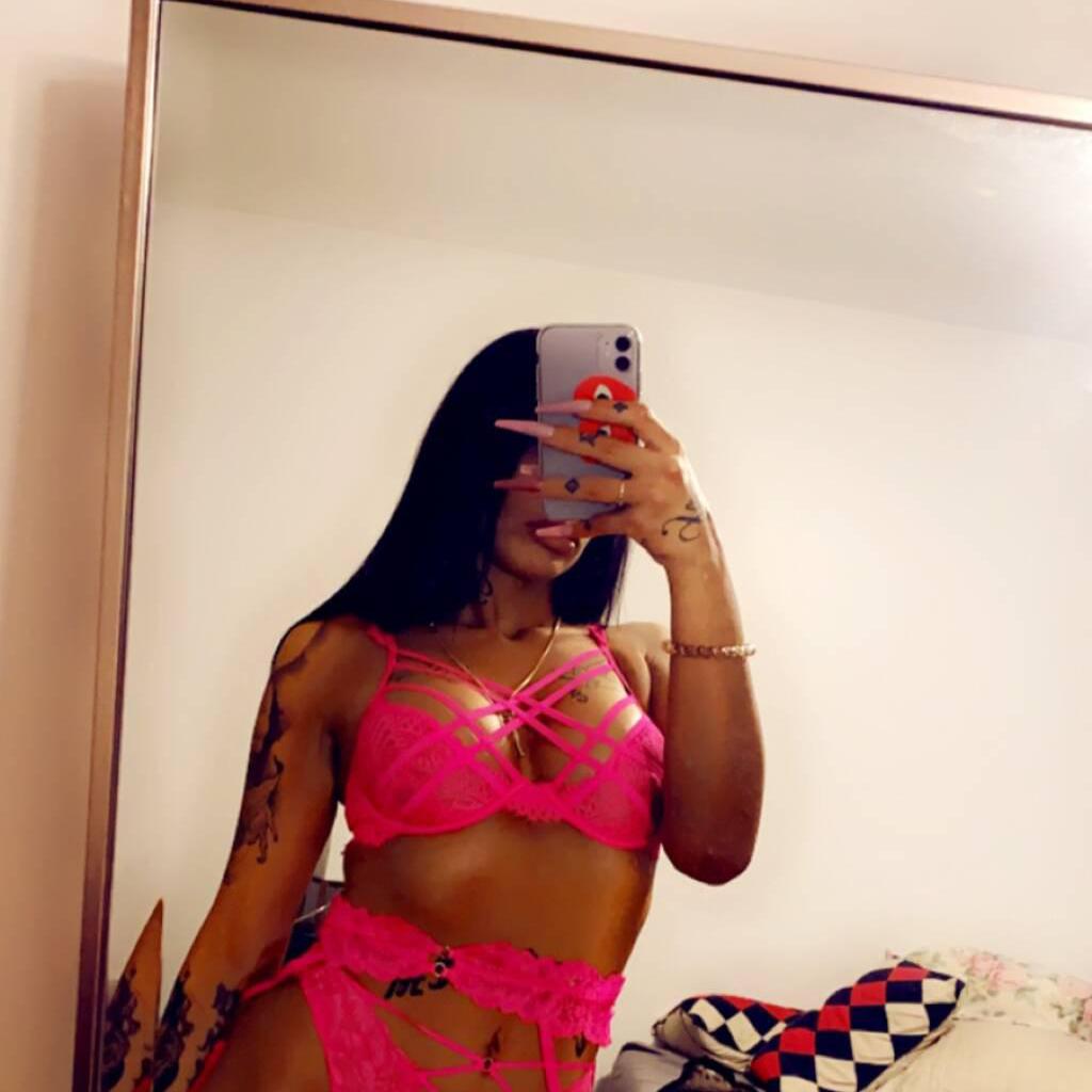 
                        Ally
                     is Female Escorts. | Red Deer | Alberta | Canada | canadapleasure.com 