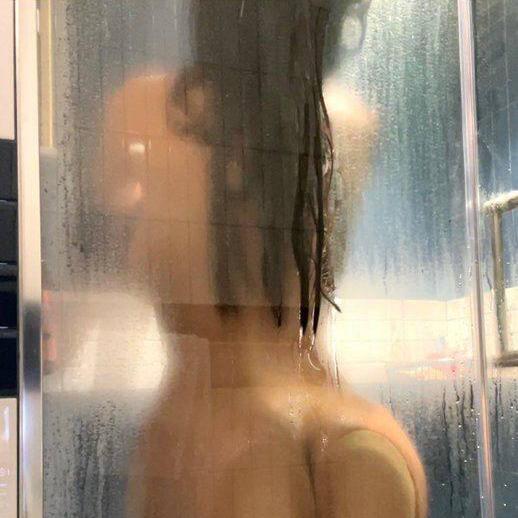 
                        Helen
                     is Female Escorts. | Comox Balley | British Columbia | Canada | canadapleasure.com 