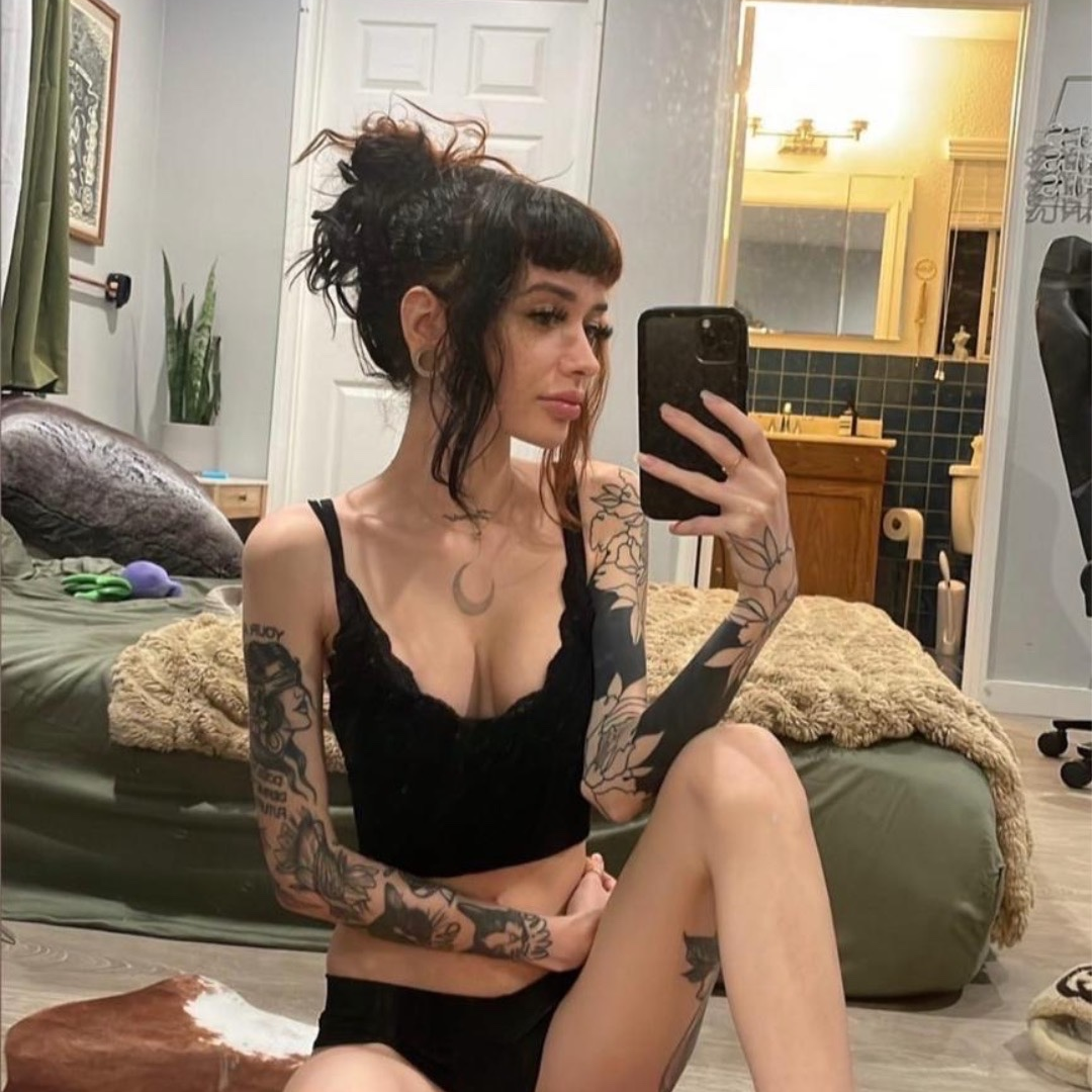 Zoe is Female Escorts. | Quebec City | Quebec | Canada | canadapleasure.com 