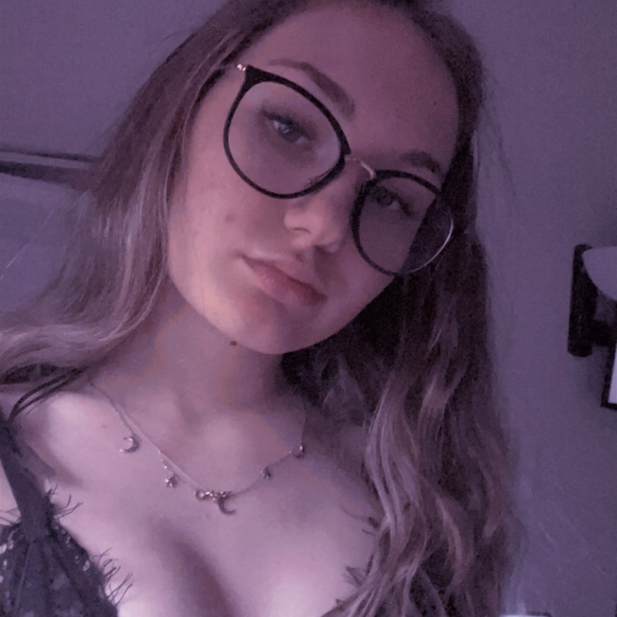 Brittany is Female Escorts. | Abbotsford | British Columbia | Canada | canadapleasure.com 