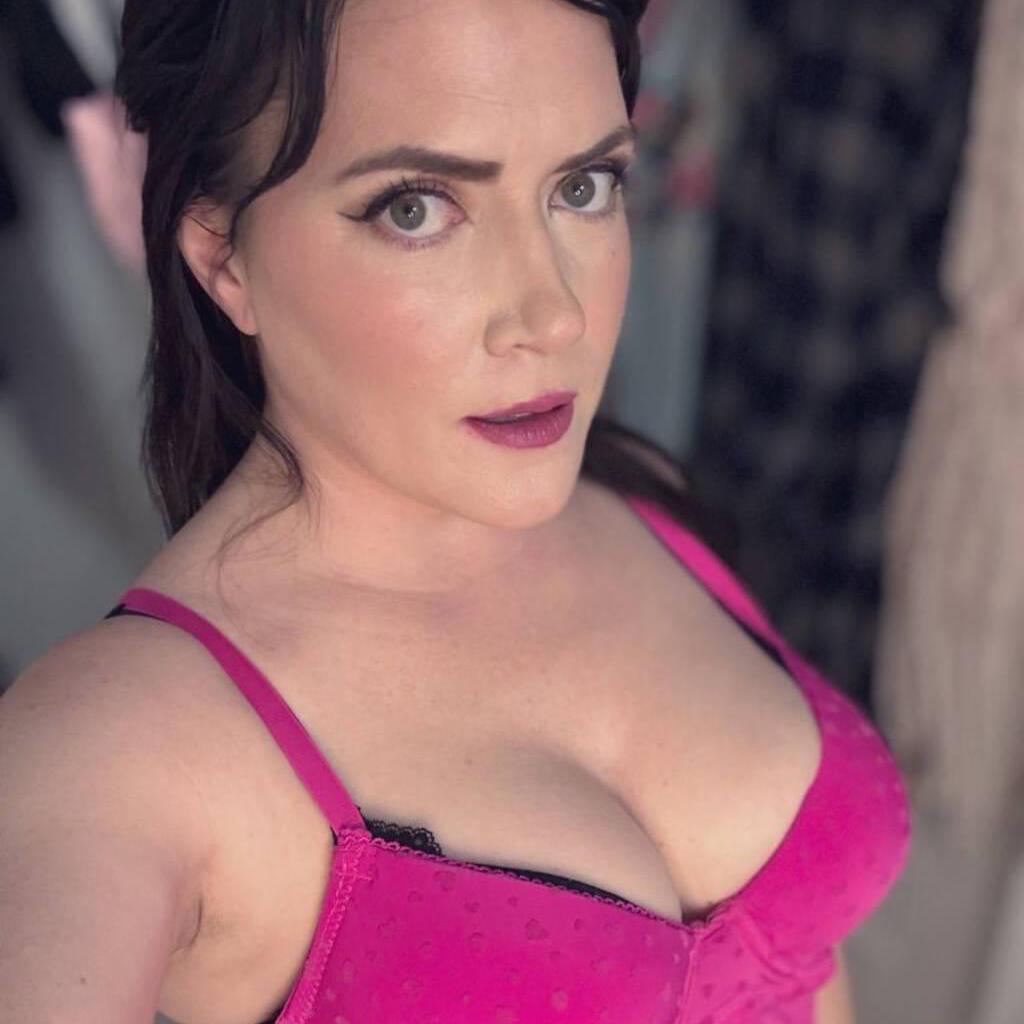 
                        Missy
                     is Female Escorts. | Niagara | Ontario | Canada | canadapleasure.com 