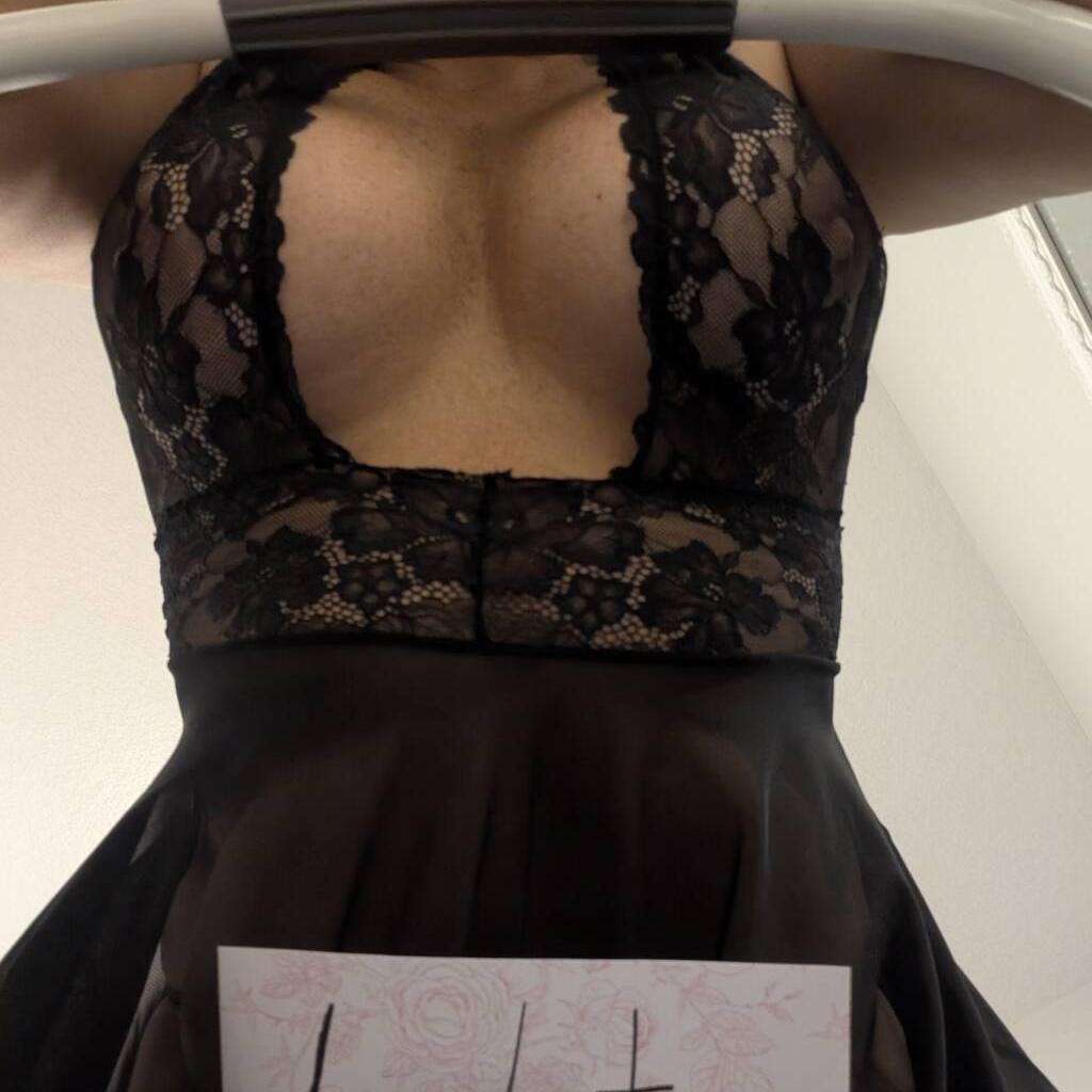 
                        Gia
                     is Female Escorts. | Calgary | Alberta | Canada | canadapleasure.com 