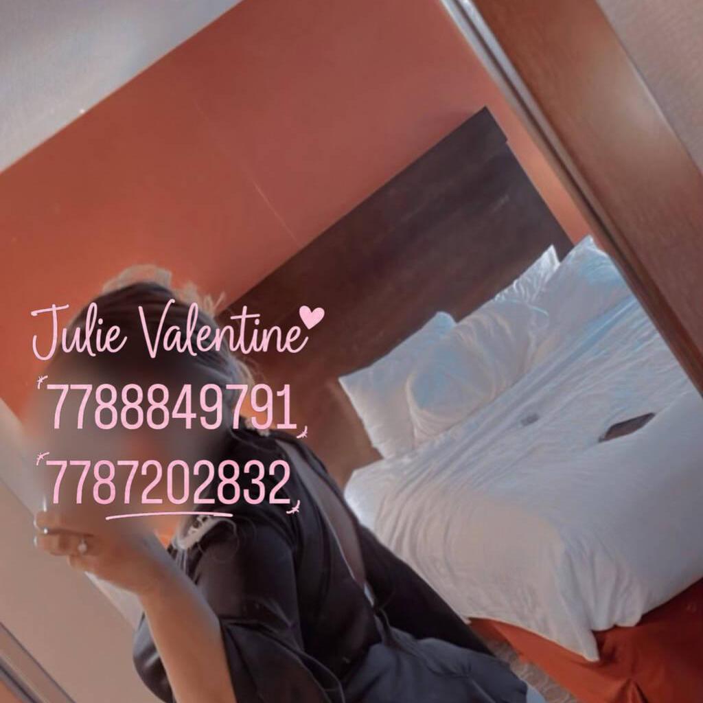 
                        Julie formerly shauna
                     is Female Escorts. | Brandon | Manitoba | Canada | canadapleasure.com 