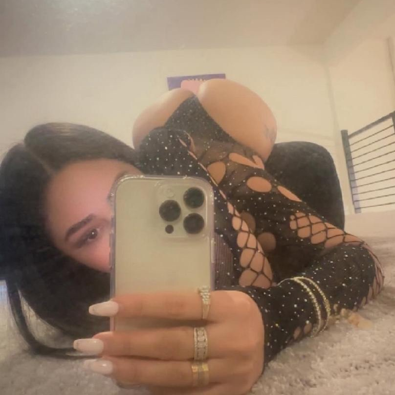 Linda is Female Escorts. | Medicine Hat | Alberta | Canada | canadapleasure.com 