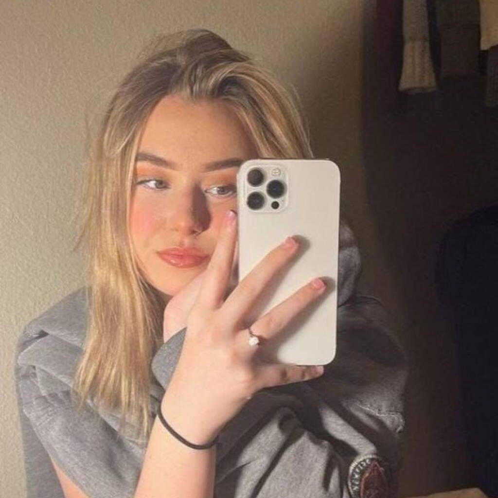 
                        Melissa
                     is Female Escorts. | Prince George | British Columbia | Canada | canadapleasure.com 