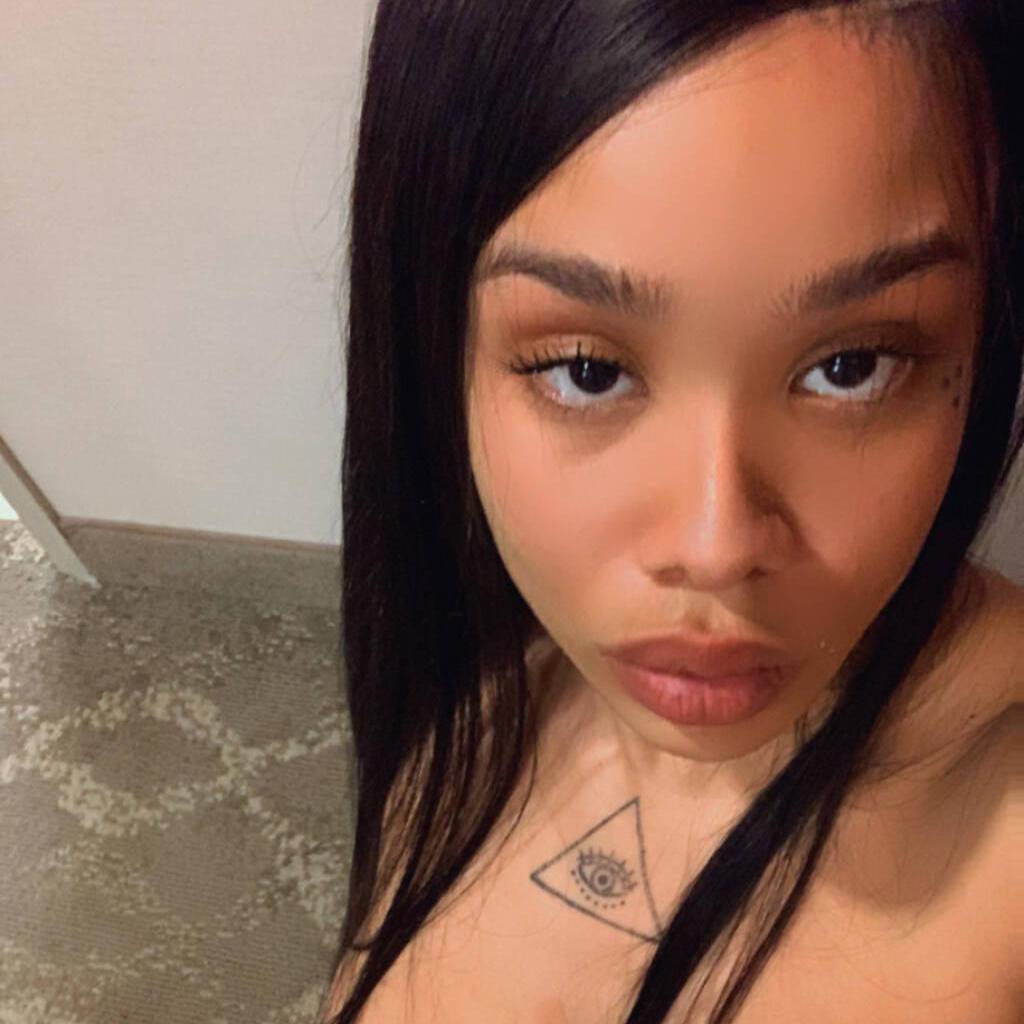 
                        Vuala
                     is Female Escorts. | windsor | Ontario | Canada | canadapleasure.com 