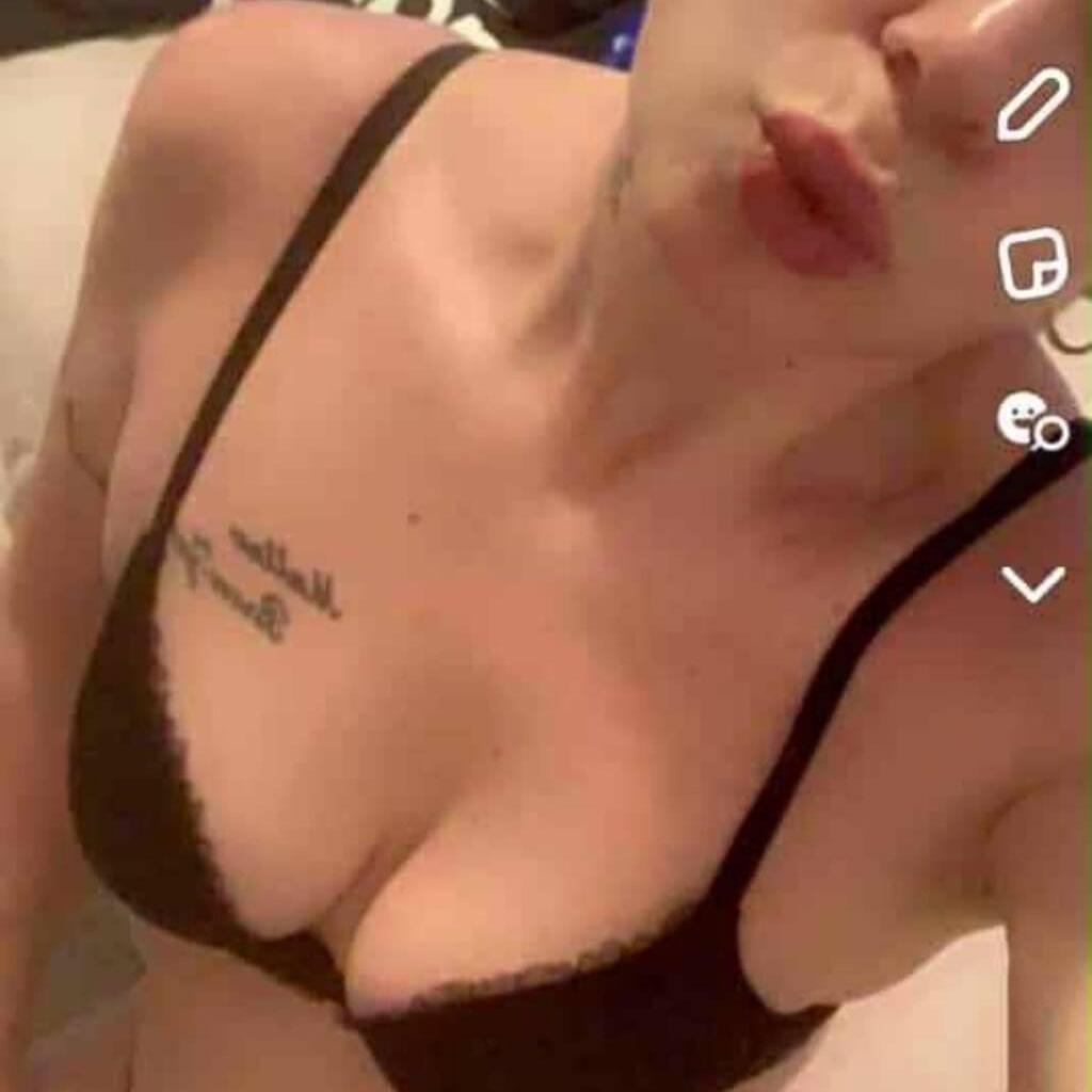 
                        Nichole
                     is Female Escorts. | windsor | Ontario | Canada | canadapleasure.com 