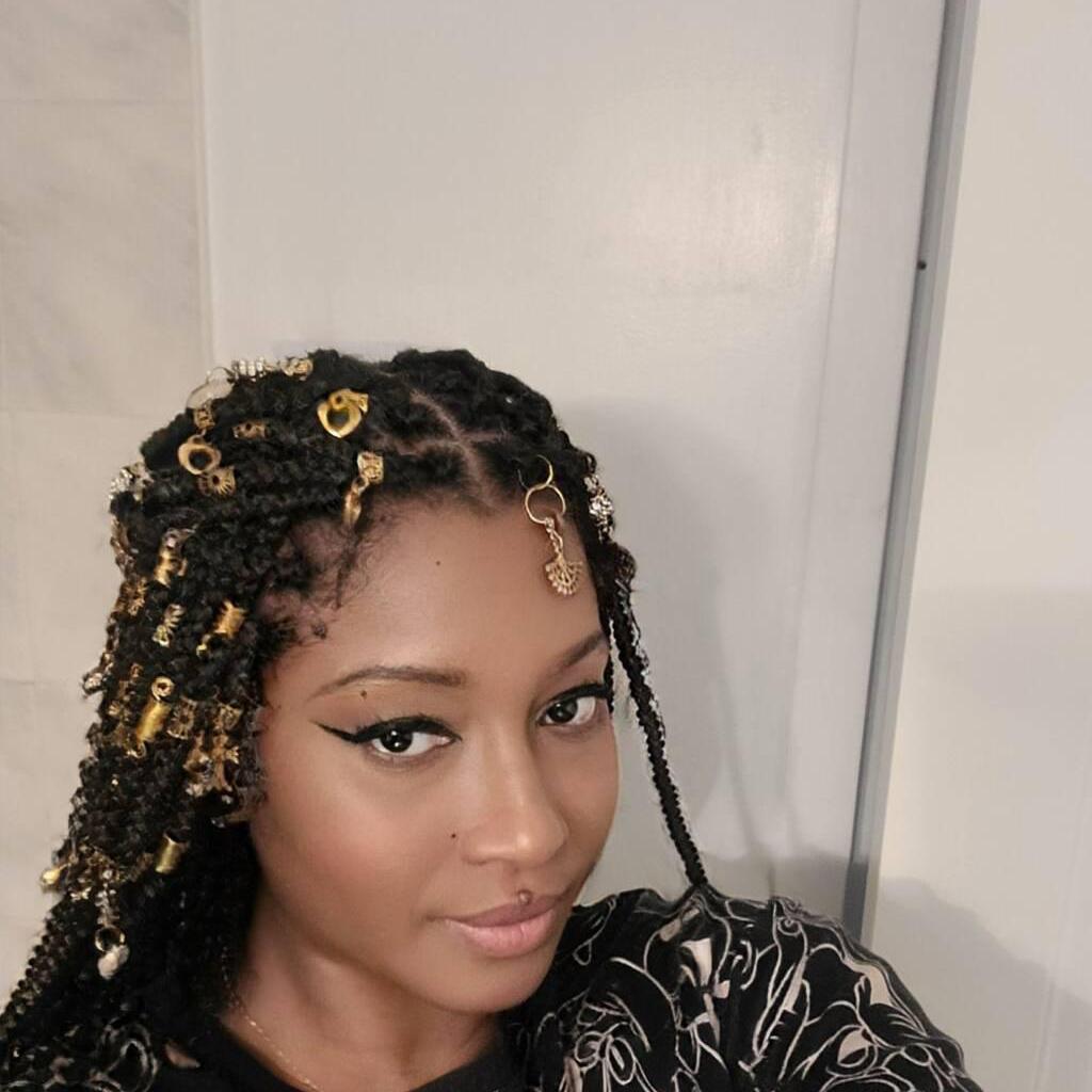 
                        Vivi
                     is Female Escorts. | Quebec City | Quebec | Canada | canadapleasure.com 