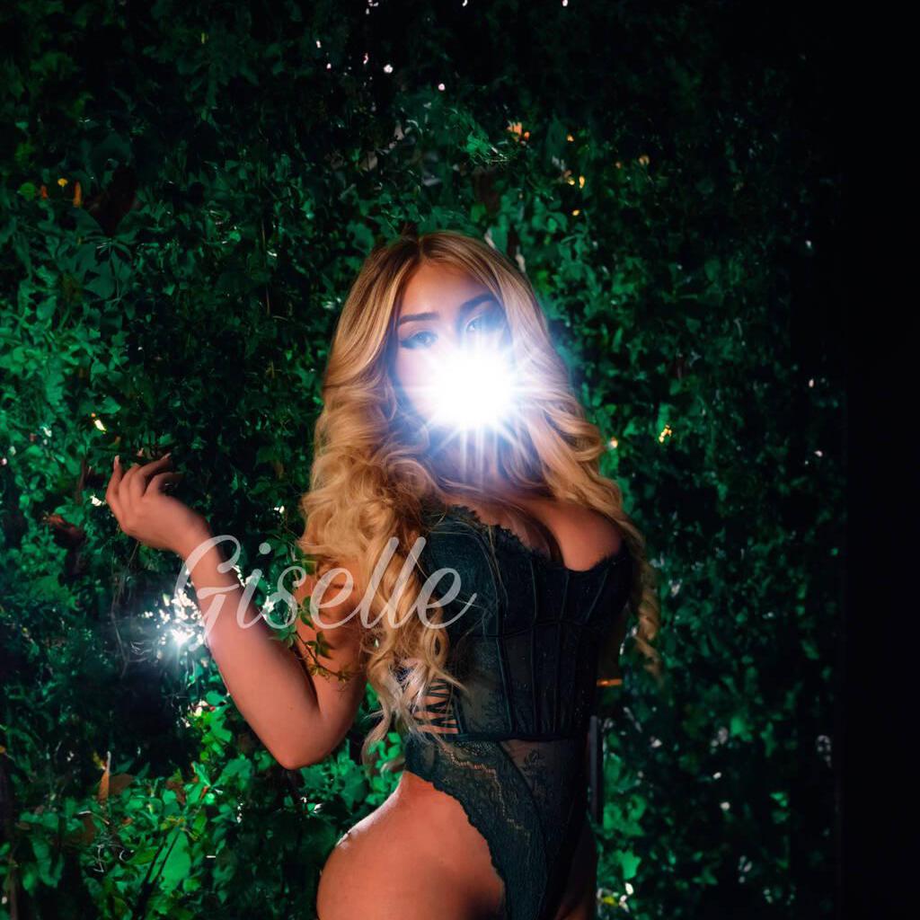 
                        Giselle
                     is Female Escorts. | Calgary | Alberta | Canada | canadapleasure.com 