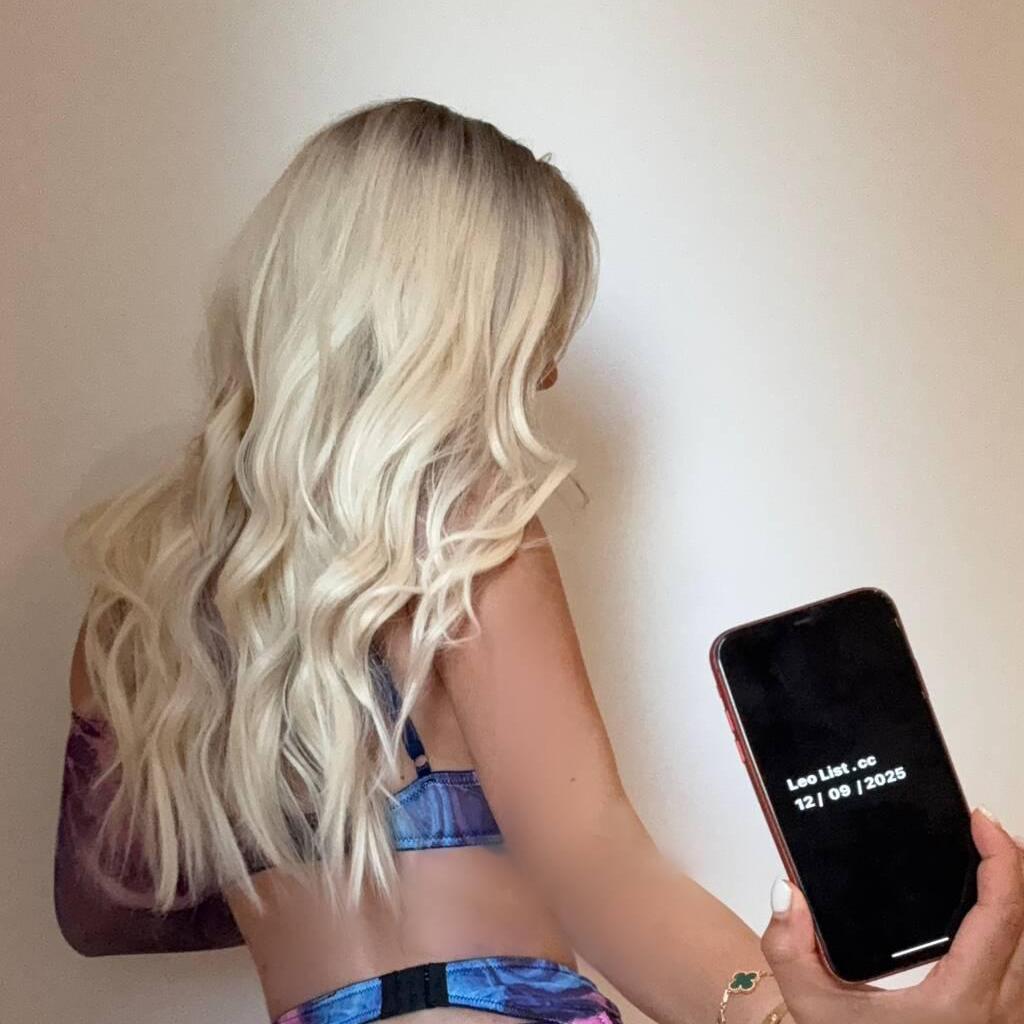 
                        Bianca
                     is Female Escorts. | Toronto | Ontario | Canada | canadapleasure.com 