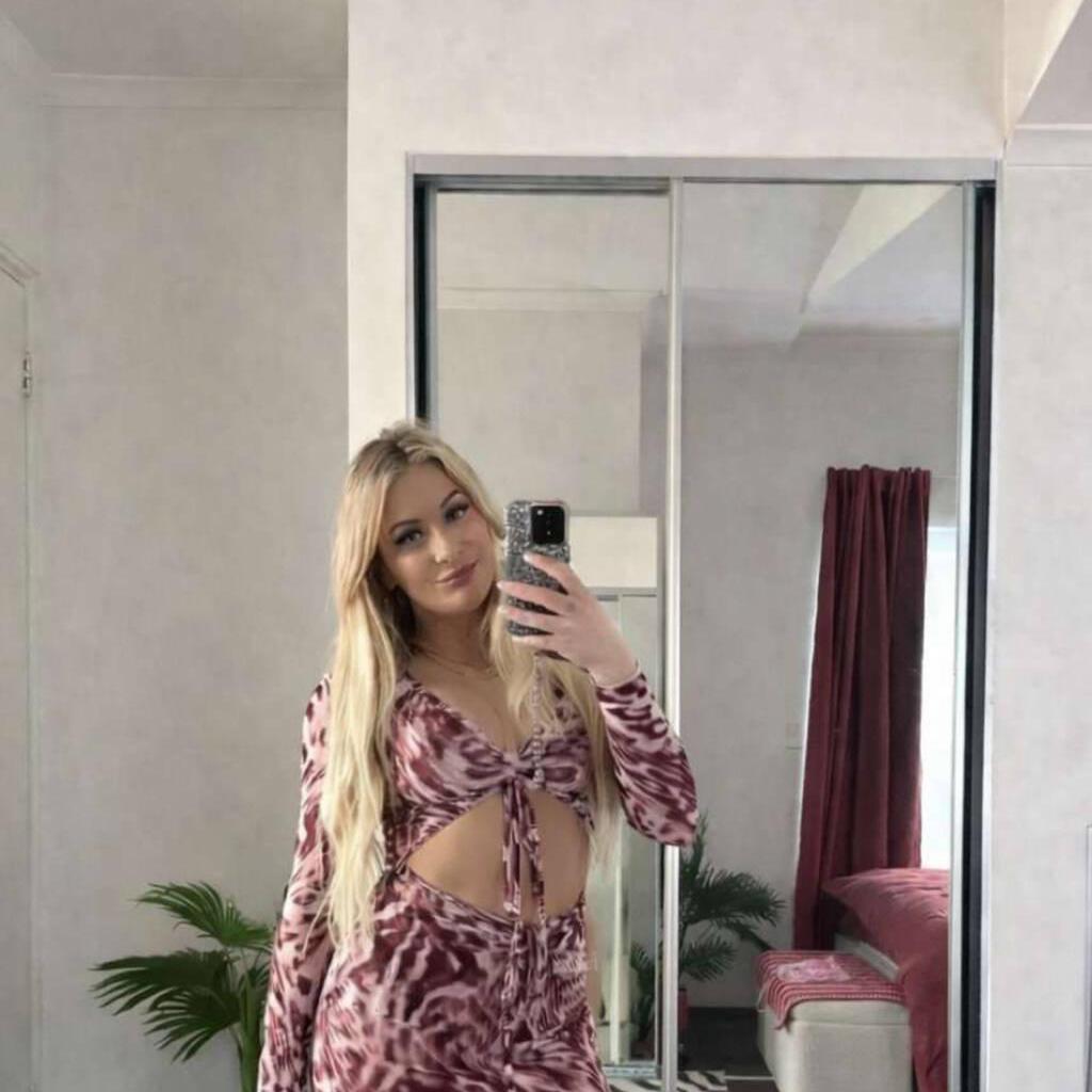 
                        Jenny
                     is Female Escorts. | Moncton | New Brunswick | Canada | canadapleasure.com 