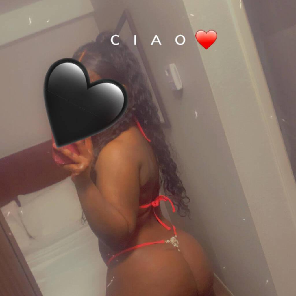 
                        Diamond
                     is Female Escorts. | Kitchener | Ontario | Canada | canadapleasure.com 
