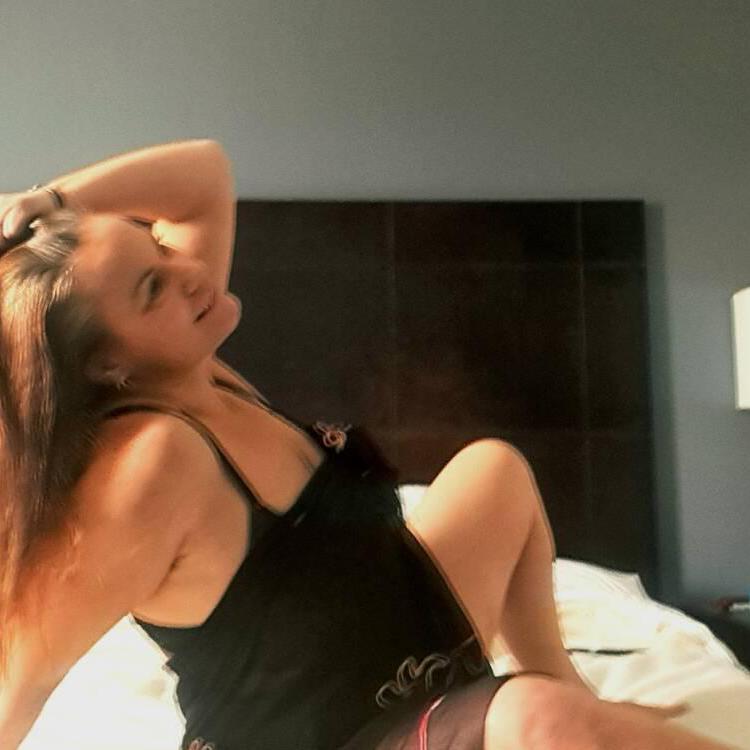 
                        Vie
                     is Female Escorts. | Montreal | Quebec | Canada | canadapleasure.com 