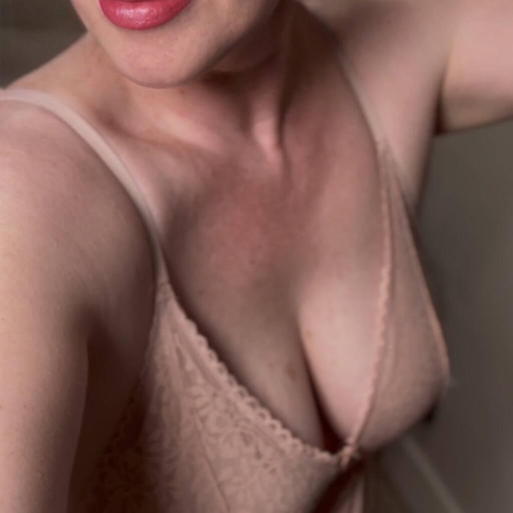 
                        Ms.Night
                     is Female Escorts. | Chatham | Ontario | Canada | canadapleasure.com 