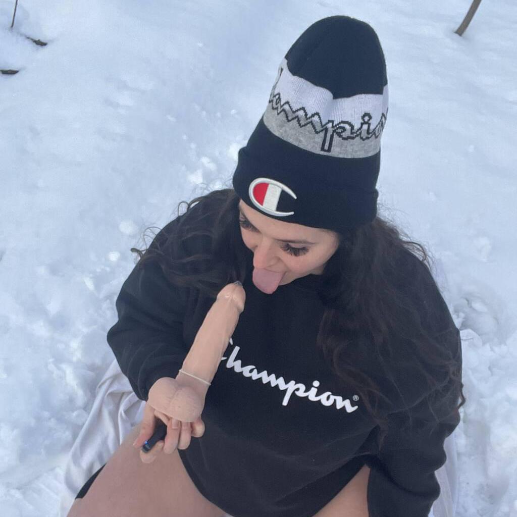 
                        Allie eltacos
                     is Female Escorts. | Montreal | Quebec | Canada | canadapleasure.com 