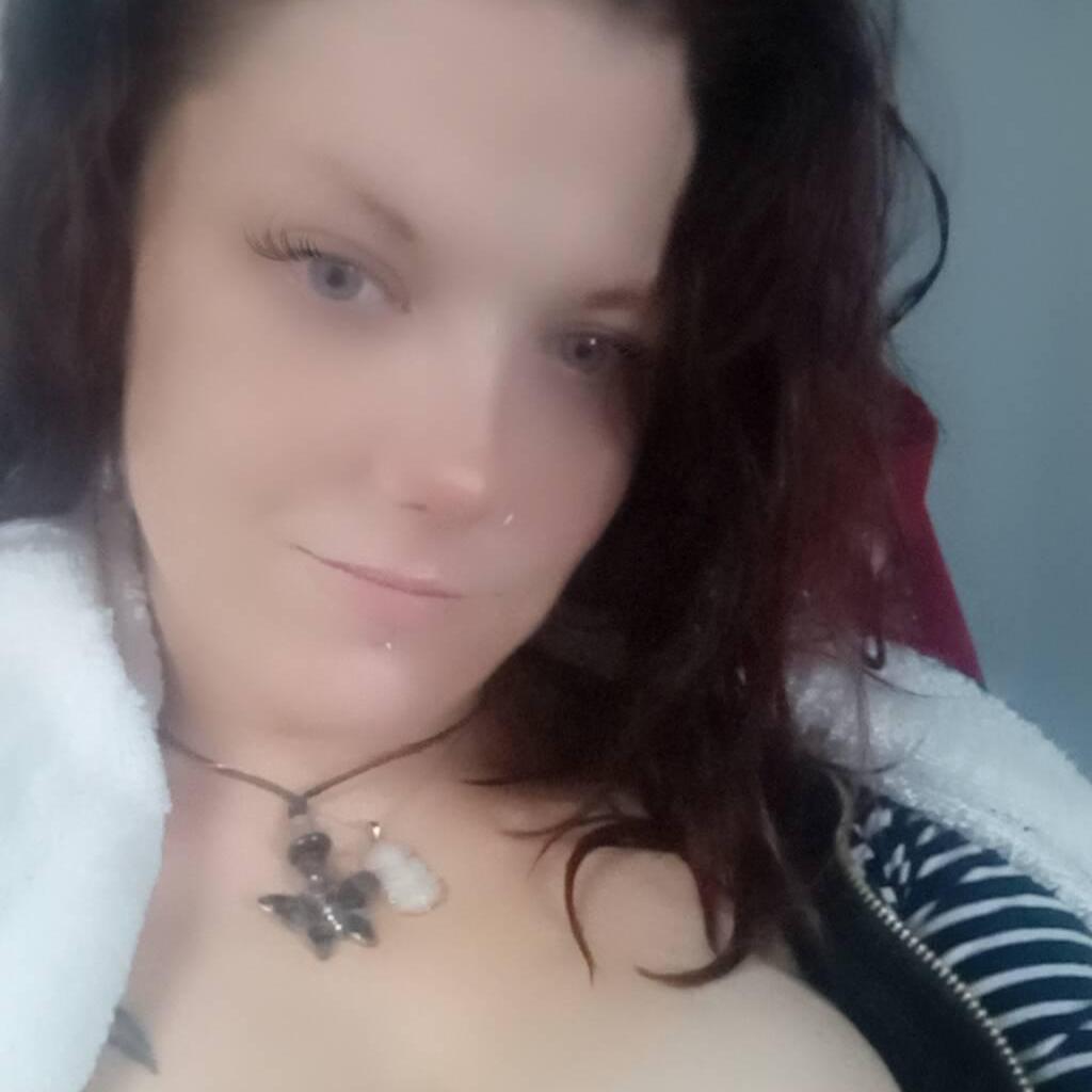 
                        Taylor
                     is Female Escorts. | Calgary | Alberta | Canada | canadapleasure.com 