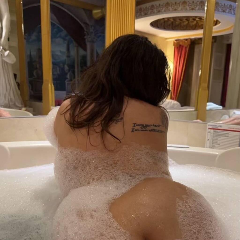 
                        Cymone
                     is Female Escorts. | Edmonton | Alberta | Canada | canadapleasure.com 