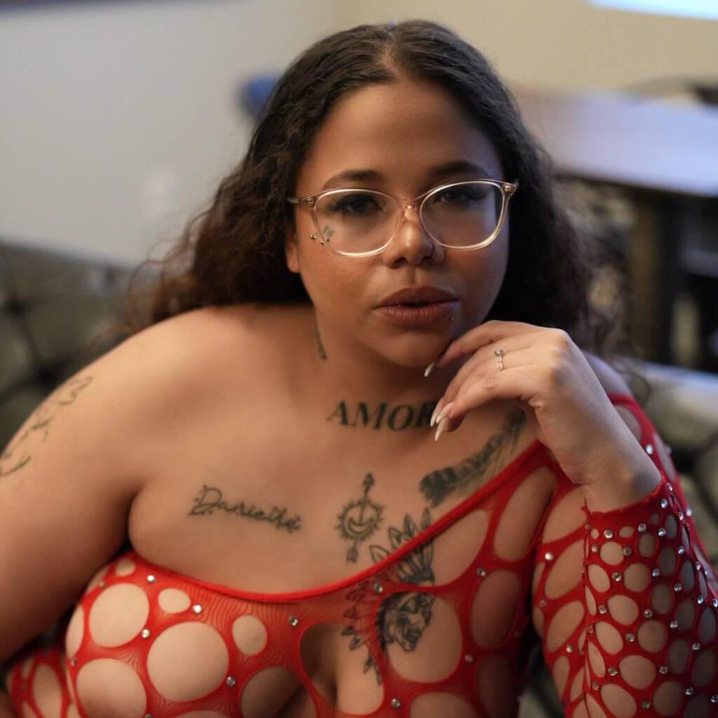 
                        Cymone
                     is Female Escorts. | Edmonton | Alberta | Canada | canadapleasure.com 