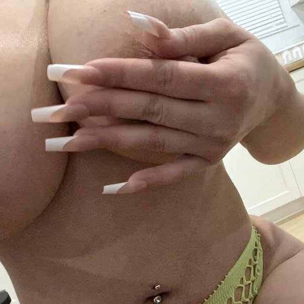 
                        Sprinkles
                     is Female Escorts. | windsor | Ontario | Canada | canadapleasure.com 