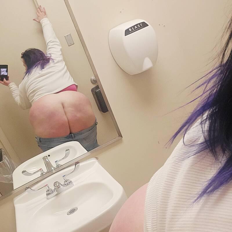 
                        Jessica
                     is Female Escorts. | Moncton | New Brunswick | Canada | canadapleasure.com 