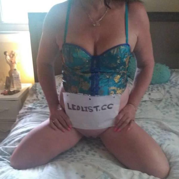 
                        Magic Hands Mindy
                     is Female Escorts. | Hamilton | Ontario | Canada | canadapleasure.com 