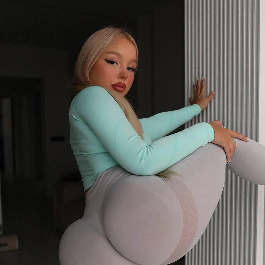 
                        Ashley
                     is Female Escorts. | Toronto | Ontario | Canada | canadapleasure.com 